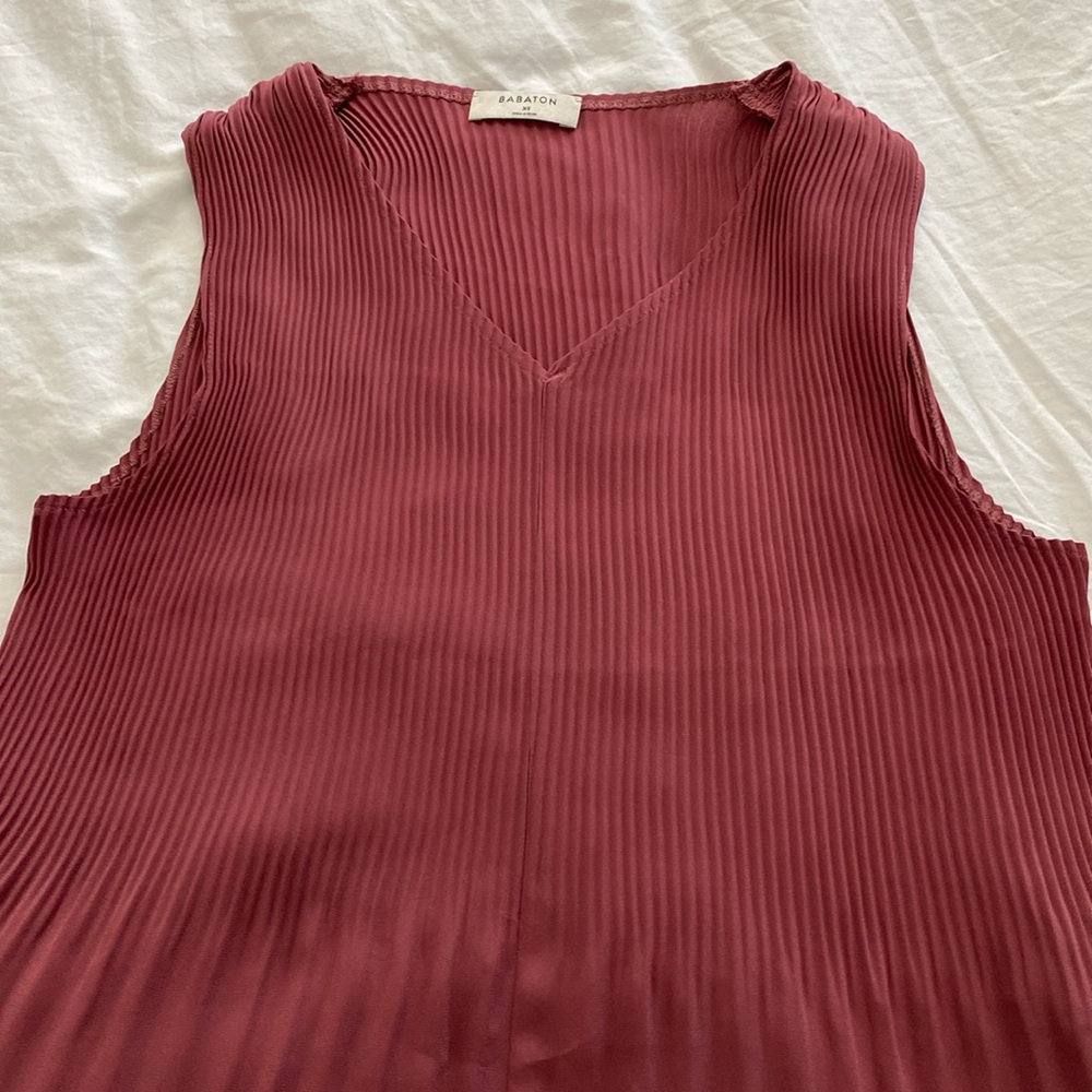 Babaton flowy crop top